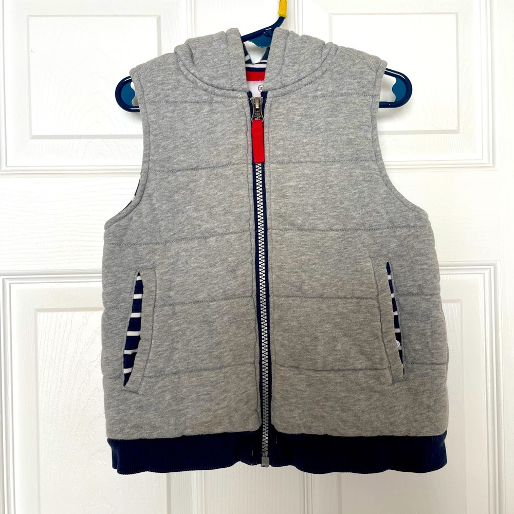 5T Hanna Andersson zip up hoodie